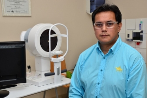 Conoce specialista di wowo Dr. Zuleyma Lacle y optometrista David Croes