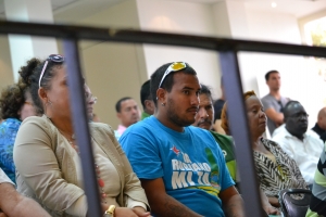 Parlamento a pasa mocion pa Hulanda revoca aanwijzing