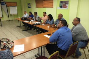 Comercio a cuminsa sinti efecto di impasse riba impuesto