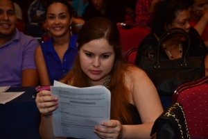 Studiantenan a firma nan studielening dialuna anochi
