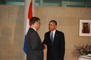 Obama a firma e condoleance pa victimanan hulandes di buelo MH17