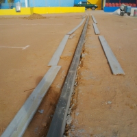 Trabounan avansando pa instala jerbe artificial SV Britannia