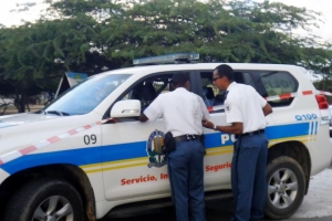 Polis ta tira preso cu kier a huy