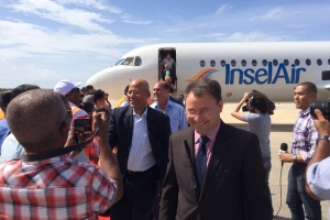 Insel Air Aruba a introduci islanan ABC cu su avion Fokker 70
