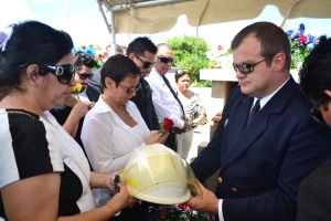 Cuerpo di bombero a despedi di nan comandante interino John Kelly