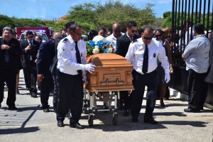 Cuerpo di bombero a despedi di nan comandante interino John Kelly