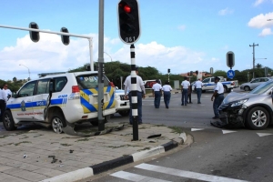  Polis bayendo accidente envolvi den accidente  