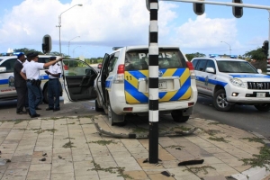  Polis bayendo accidente envolvi den accidente  