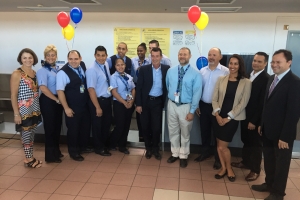 Cu buelo inaugural pa Manaus, Insel Air ta duna oido na peticion di gobierno