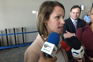 Cu buelo inaugural pa Manaus, Insel Air ta duna oido na peticion di gobierno