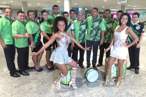 CEO Insel Air Aruba sorprendi cu e yegada caluroso pa buelo Manaus