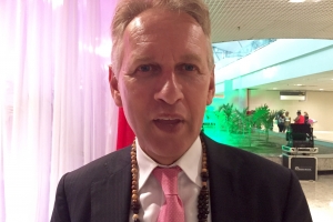 Embahador Peters: E buelo entre Manaus y Aruba ta yuda ambos turisticamente