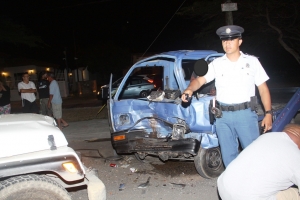 Accidente cu hopi daño material y herido na Paradera