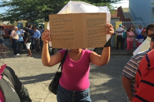 Manifestacion na SKOA pa protesta aumento di schoolgeld