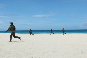 Jan ten Hove: Entrenamento militar riba beach ta normal pero sa ‘lanta stof’
