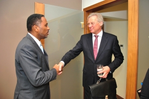 Minister Arthur Dowers a reuni cu representante nobo di VNO