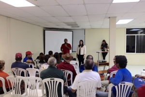 Venezolanonan residente riba Aruba a mustra sosten na presidente Maduro