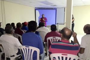 Venezolanonan residente riba Aruba a mustra sosten na presidente Maduro