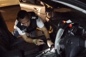 Varios detencion y arma confisca durante accion di listramento pariba di brug