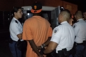 Varios detencion y arma confisca durante accion di listramento pariba di brug