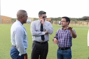 Minister Alex Schwengle ta boga pa union pa progreso di deporte
