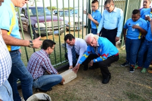 Minister Alex Schwengle ta boga pa union pa progreso di deporte