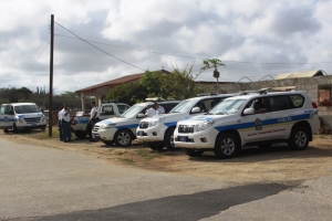 Hopi control policial pa entierro di “Lalo” Webb 