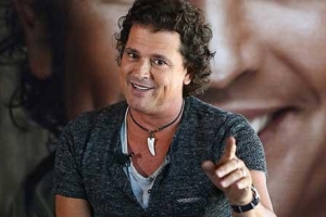 Carlos Vives y Elvis Crespo den Aruba Summer Music Festival
