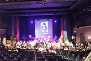 Aruba a dispidi di comediante Vale Croes awe