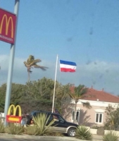 Aruba celebrando fiesta real completo cu bandera y wimpel
