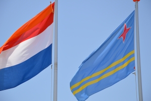 Aruba celebrando fiesta real completo cu bandera y wimpel