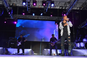 Trey Songz a cumpli cu su fans na Soul Beach