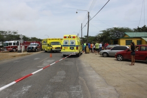 Dos adicto ambulante seriamente herida den accident Pos Chiquito