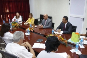 Ministernan di Aruba y Cuba a topa na Havana
