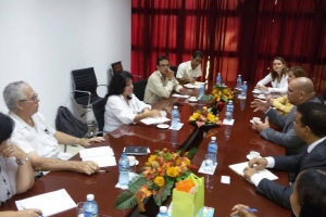 Ministernan di Aruba y Cuba a topa na Havana