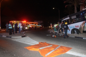 Chauffeur di Arubus ta fayece den accidente na cruzada Alhambra 