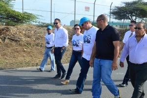Caminata silencioso emocional pa Mitch Henriquez na Aruba