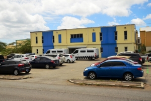 Varios departamento di Polis a muda