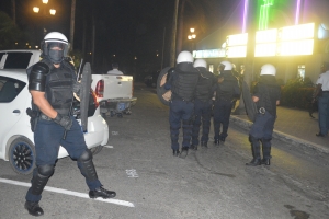 Disturbio dilanti parlamento a bay fo'i man