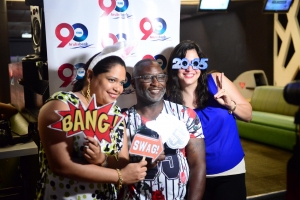 Aruba Bank a celebra Dia di Prensa den ambiente deportivo y dibertido  