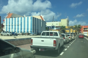 Varios reto riba prome dia di operacion cu parkeermeter 