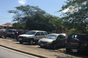 Varios reto riba prome dia di operacion cu parkeermeter 