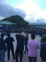 Alumnonan di Colegio Arubano den accion awe mainta 