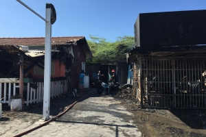 Candela feroz a destrui restaurant y tire shop 