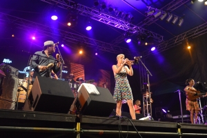 Maite Hontelé y Grupo Niche e grandinan di Caribbean Sea Jazz 2015