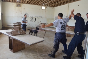  Experto K9 di Belgica impresiona cu unidad di K9 di KPA
