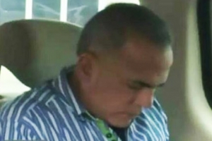 Ex gobernador deteni Manuel Rosales lo presenta dilanti tribunal