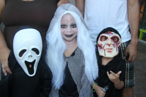 Renaissance Marketplace cla pa celebra Halloween diasabra cu henter famia