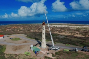 A kita e top di e faro di 100 aña bieu