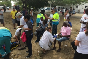 Accidente di trafico ta laga bus di Arubus den rooi